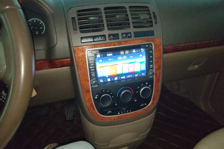 Used Buick GL8 2011 2.4L LT Executive Edition