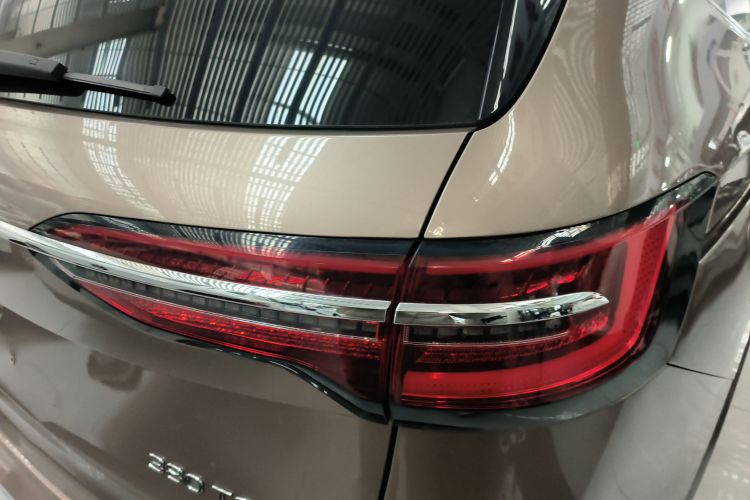 Used Volkswagen Viloran 2023 380TSI Prestige Edition
