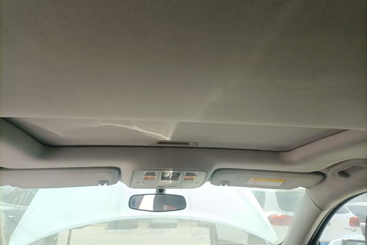 Used Chevrolet Malibu 2018 530T Automatic Luxury Edition Headliner