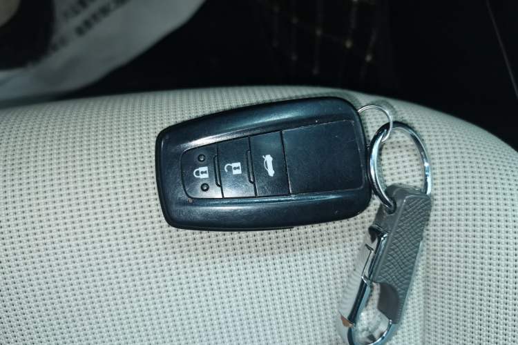 Used Toyota Corolla 2022 Dual-Motor 1.8L E-CVT Pioneer Edition Interior 1