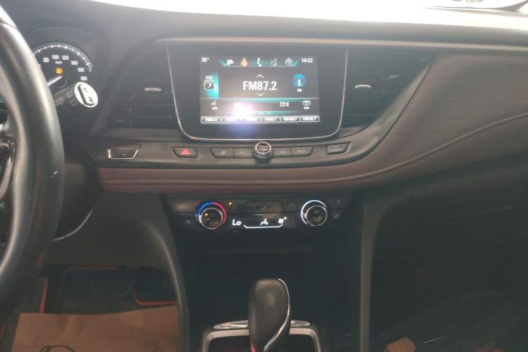 Used Buick GL6 2019 18T 6-Seater Connected Luxury Version China VI Standard
