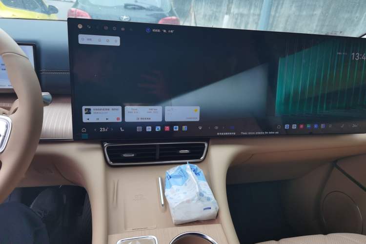 Used Chery T11 2026 Model 220 Rear-Drive Dual IMAX Theater Edition
