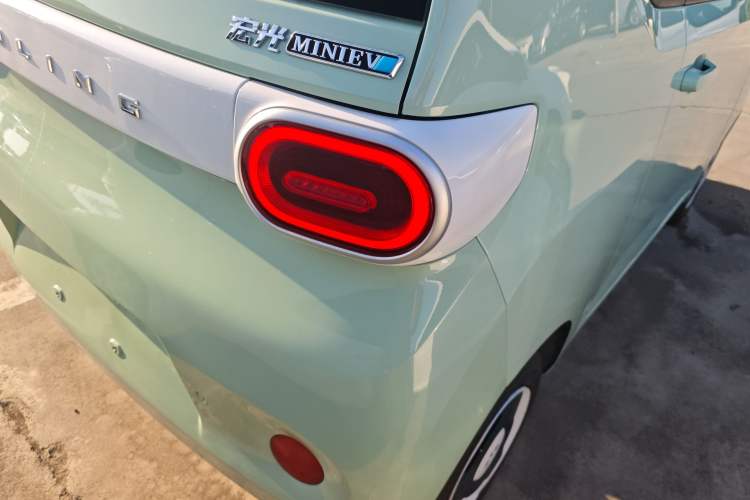 Used Wuling Hongguang MINIEV 2024 3rd Generation 215km Youth Edition
