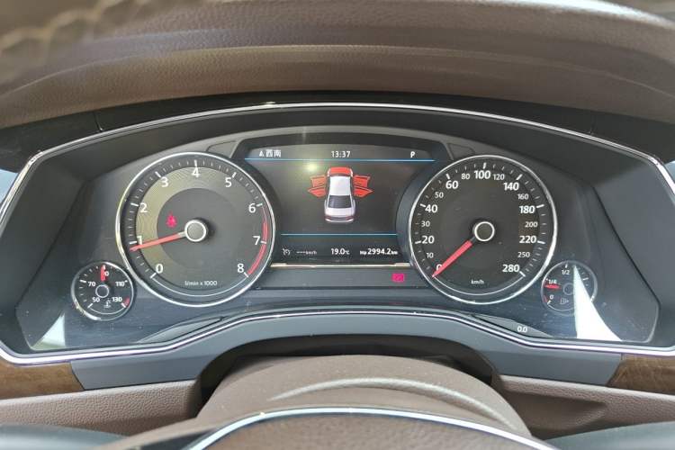 Used Volkswagen Phideon 2018 Revised Version 380TSI Two-Wheel-Drive Flagship Edition