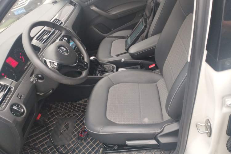 Used Volkswagen Santana 2018 1.5L Automatic Comfort Edition
