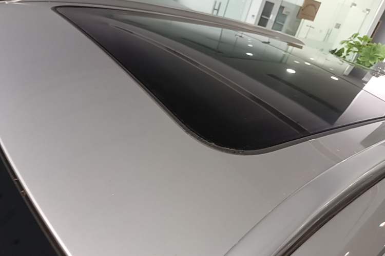 Used Hongqi HS5 2023 2.0T Four-Wheel Drive Flagship Pro Edition

