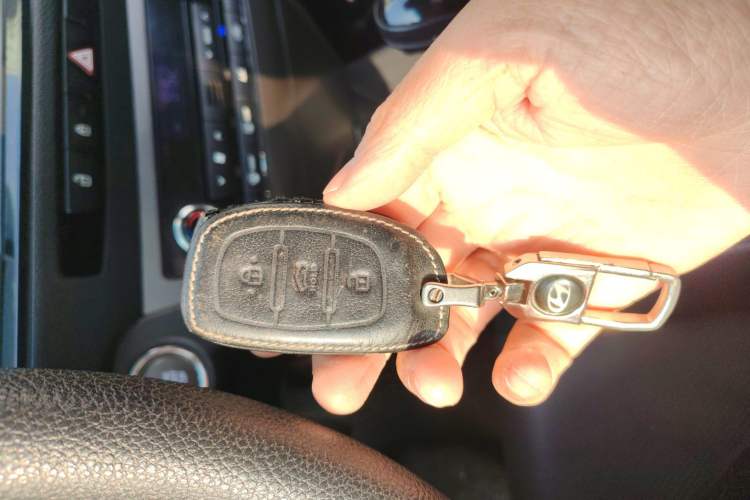 Used Hyundai Mistra 2016 1.8L Automatic Smart GLS