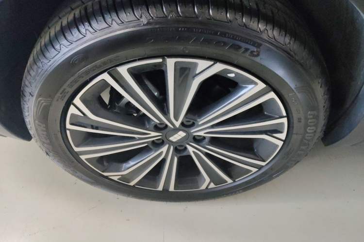 Used Geely Galaxy Galaxy Xingjian 7 EM-i 2025 120km Flagship Edition