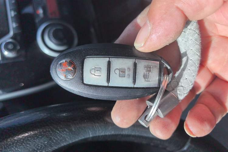 Used Venucia Leaf 2014 Navigation Version 6.6 KW