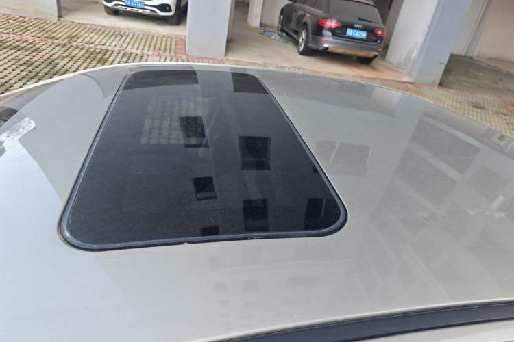 Used Roewe 360 2015 1.5L Automatic Luxury Edition