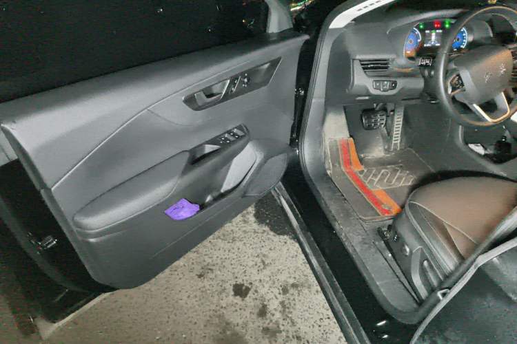 Used Hongqi E-QM5 2023 Revised Version Basic Travel Edition