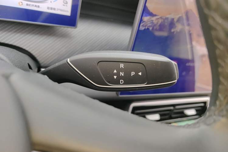 Used Chery Fengyun T9 2024 120 Long-Range Luxury Version 5 Seats Ternary Lithium