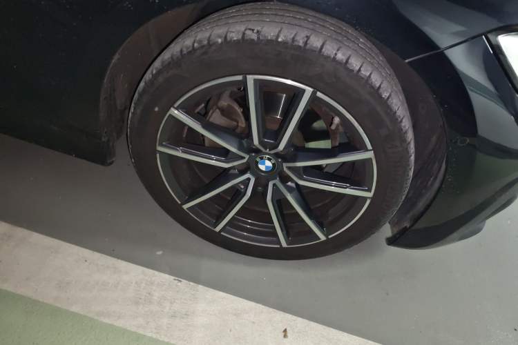 Used BMW 3 Series 2021 Second Facelift 325Li M Sport Package
