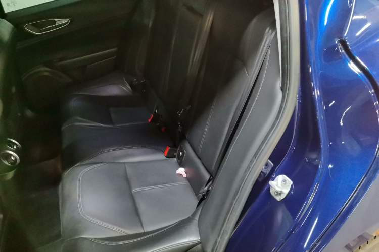 Used Alfa Romeo Giulia 2017 2.0T 280HP Luxury Edition
