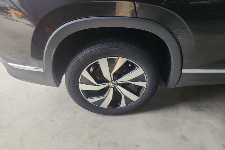 Used Volkswagen Tayron 2020 330TSI Two-Wheel Drive Luxury Smart Connectivity Version