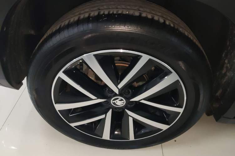Used Skoda Kamiq 2023 1.5L Automatic Comfort Edition
