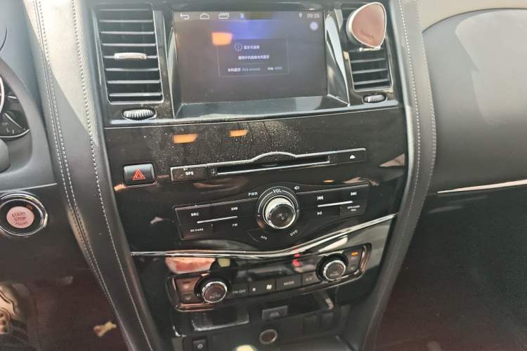 Used Nissan Patrol 2018 4.0L LinkedIn Edition Audio And AC Panel