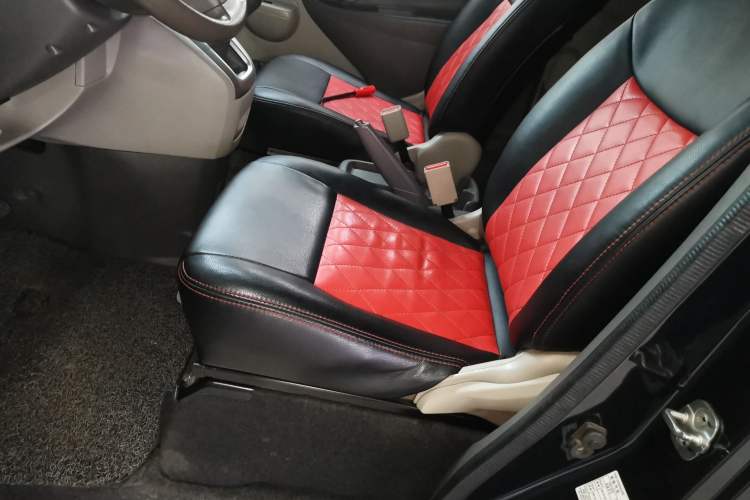 Used Nissan NV200 2016 Revised Version 1.6L Manual Luxury Edition