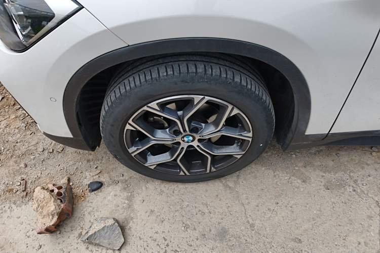 Used BMW X1 2020 sDrive20Li Fashion Model Left Front Wheel Hub