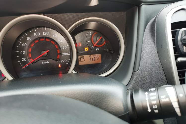 Used Nissan Sylphy 2019 Classic 1.6XE+ CVT Smart Connect Luxury Edition Odometer Close Up