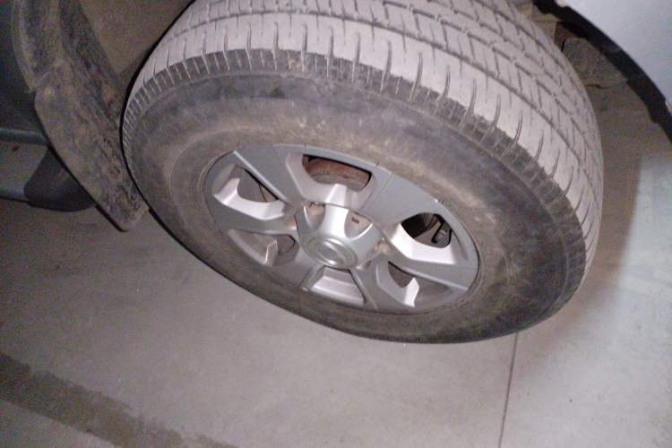 Used Great Wall Wingle 7 2020 2.0T Diesel Two-Wheel Drive Crown Champion Business-Style Compact Pickup GW4D20M Right Front Wheel Hub