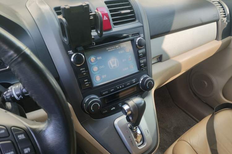 Used Honda CR-V 2010 2.4L automatic four-wheel drive luxury version