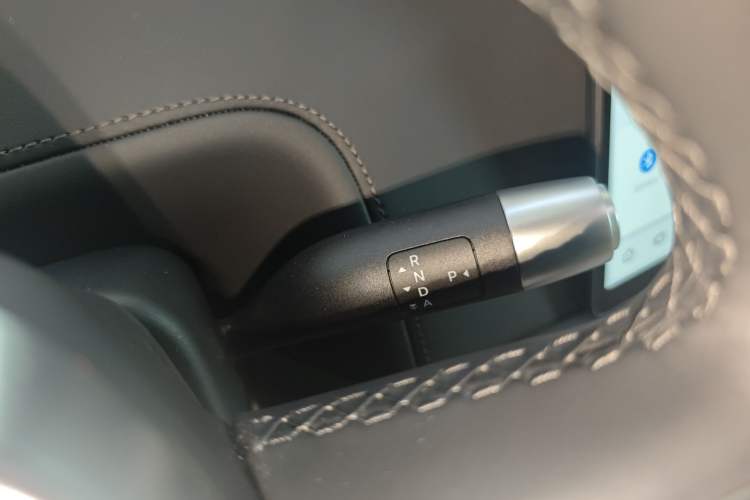 Used Li Auto L9 2025 Ultra Smart Refreshed Edition Gear Lever