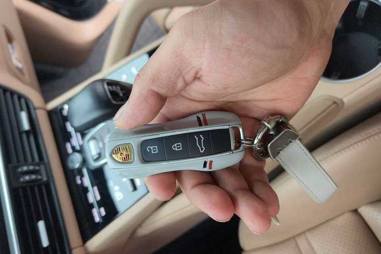 Used Porsche Cayenne 2019 Cayenne 3.0T Vehicle Key