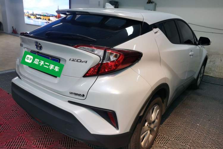 Used Toyota IZOA 2021 Dual-Motor 2.0L Yixiang Edition