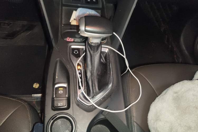 Used GAC Trumpchi GS4 2016 235T G-DCT Luxury Edition Gear Lever