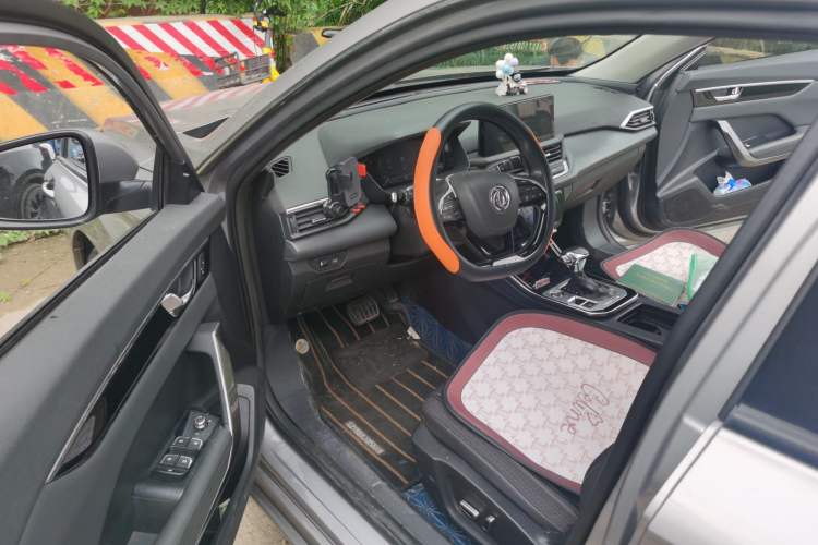 Used Dongfeng Aeolus Yixuan 2020 230T Automatic Cool Edition Driver Seat