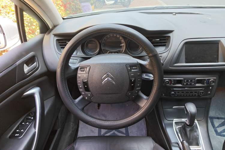 Used Citroen C5 2014 1.6T Automatic Luxury Model