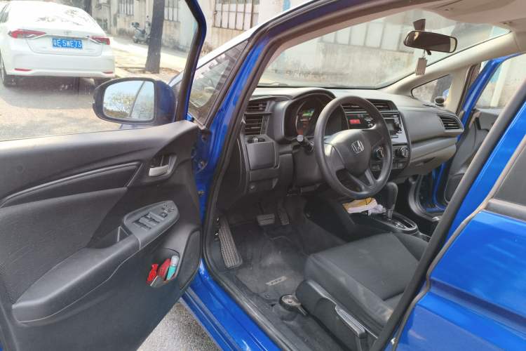 Used Honda Fit 2014 1.5L LX CVT Comfort Model