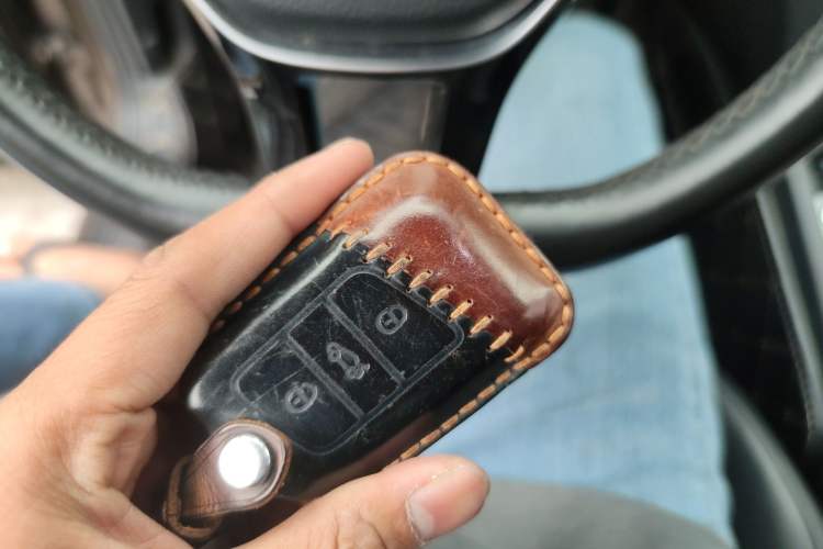 Used Volkswagen Magotan 2019 330TSI DSG Leading Model China VI Standard Vehicle Key