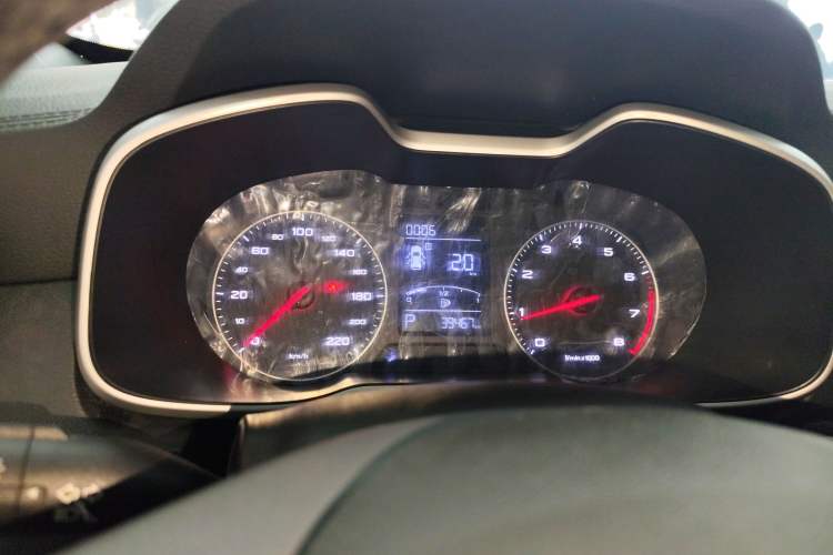 Used MG ZS 2018 1.5L Automatic Luxury Edition China V Standard