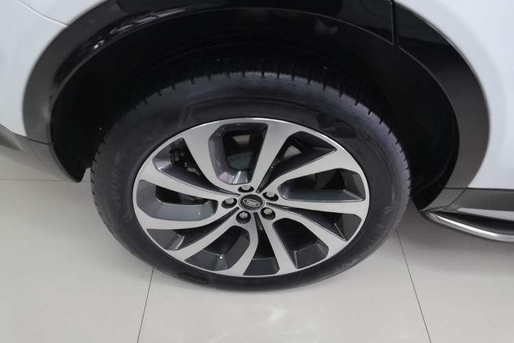 Used Land Rover Discovery Sport New Energy 2024 1.5T P300e Plug-in Hybrid Electric Version