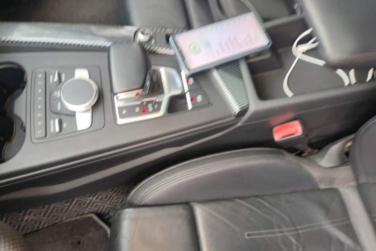 Used Audi A5 2017 Sportback 45 TFSI quattro Sport Model Gear Lever