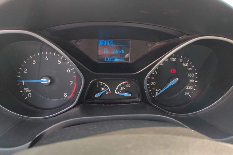 Used Ford Focus 2015 Hatchback 1.6L Automatic Fashion Edition
