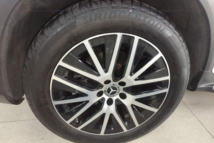 Used Mercedes-Benz GLC Coupe 2021 GLC 300 4MATIC Coupe SUV Right Rear Wheel Hub