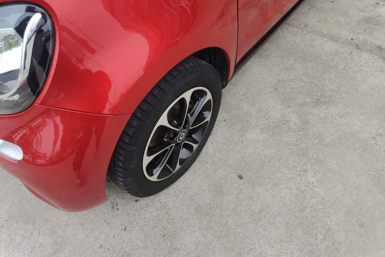 Used smart forfour 2016 1.0L 52 kW Passion Edition