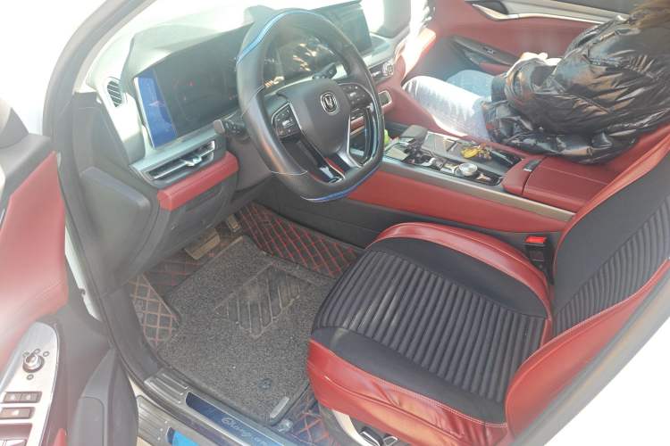 Used Changan CS75 PLUS 2022 1.5T Automatic Luxury Model
