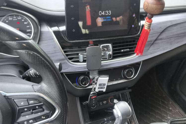 Used Baojun 730 2017 1.5T DCT Fashion Edition 7-Seater China V Emission Standard Audio And AC Panel