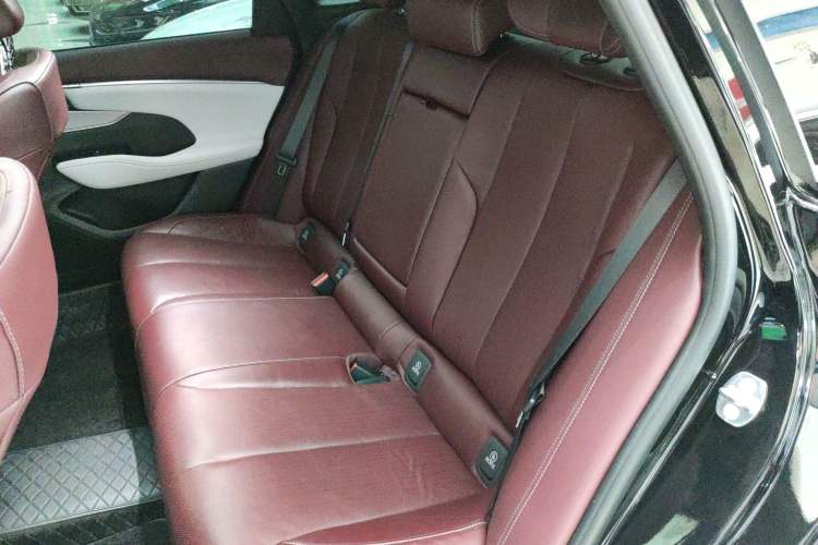 Used Buick LaCrosse 2024 28T Luxury Edition Interior 4