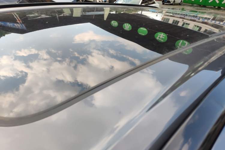 Used Wuling Xingguang S 2024 130 km Flagship Version Roof