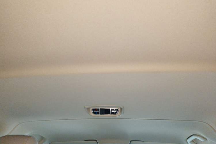 Used Mercedes-Benz Vito 2024 2.0T Elite Version 7 Seats