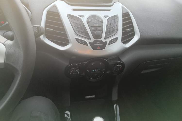 Used Ford EcoSport 2013 1.5L Manual Fashion Model