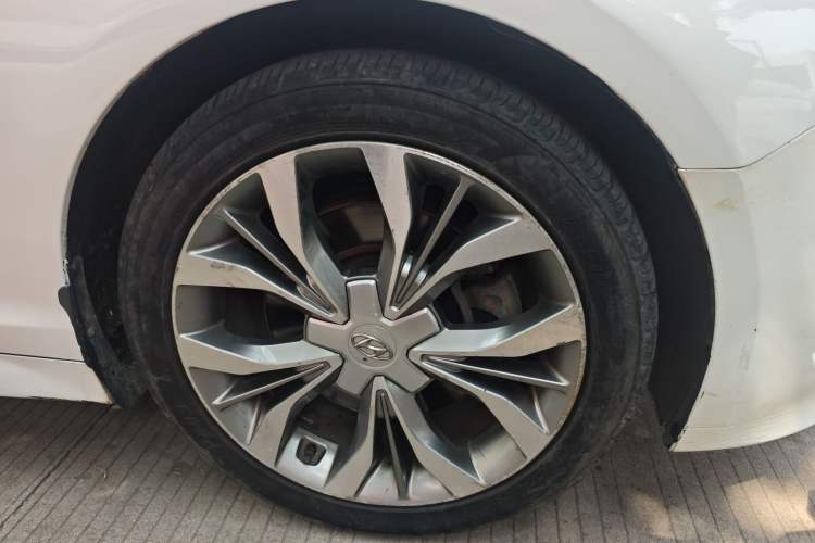 Used Hyundai Sonata 2015 1.6T DLX Prestige Model
