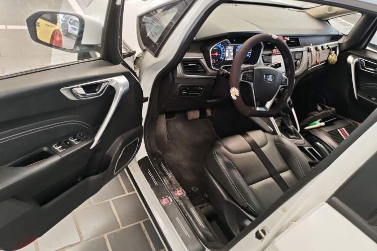 Used Geely Auto Vision X3 2017 1.5L Automatic Elite Model
