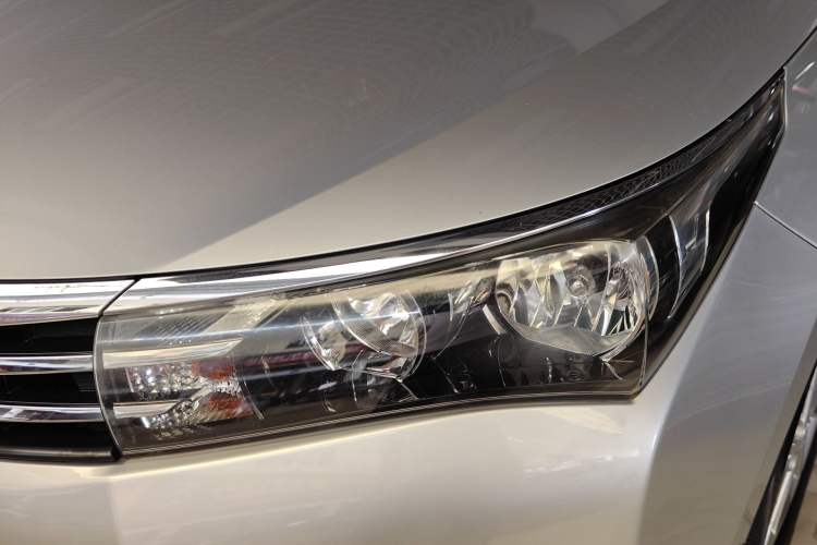 Used Toyota Corolla 2014 1.6L CVT GL Left Front Headlight
