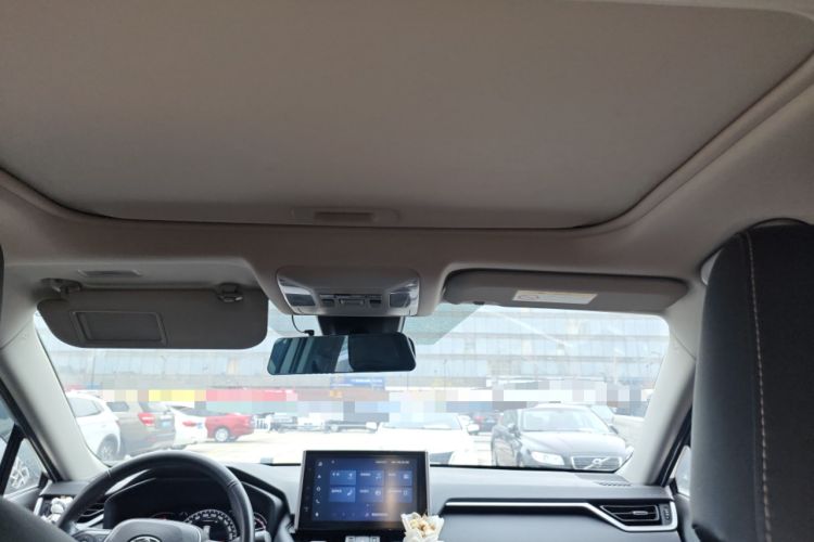 Used Toyota RAV4 2021 2.0L CVT Two-Wheel Drive Fashion PLUS Edition